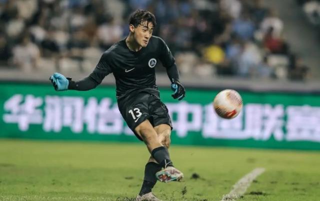 华体会官网-【中超】彭鹏染红杜加利奇救险 十人深圳0比0河南队