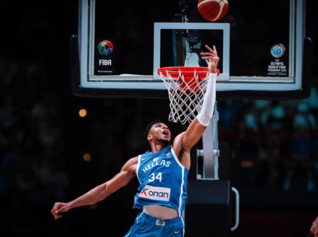 大杀四方！字母哥18分钟轰32分，开门红冲奥运资格