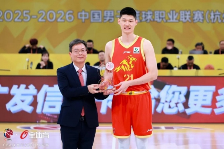 常规赛第12轮｜无惧青春风暴 全队沉着应对拿下胜利！